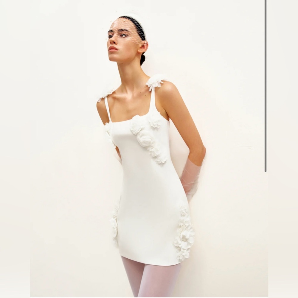 NWT JW PEI Elaina White Rosette Appliqué Mini Dress